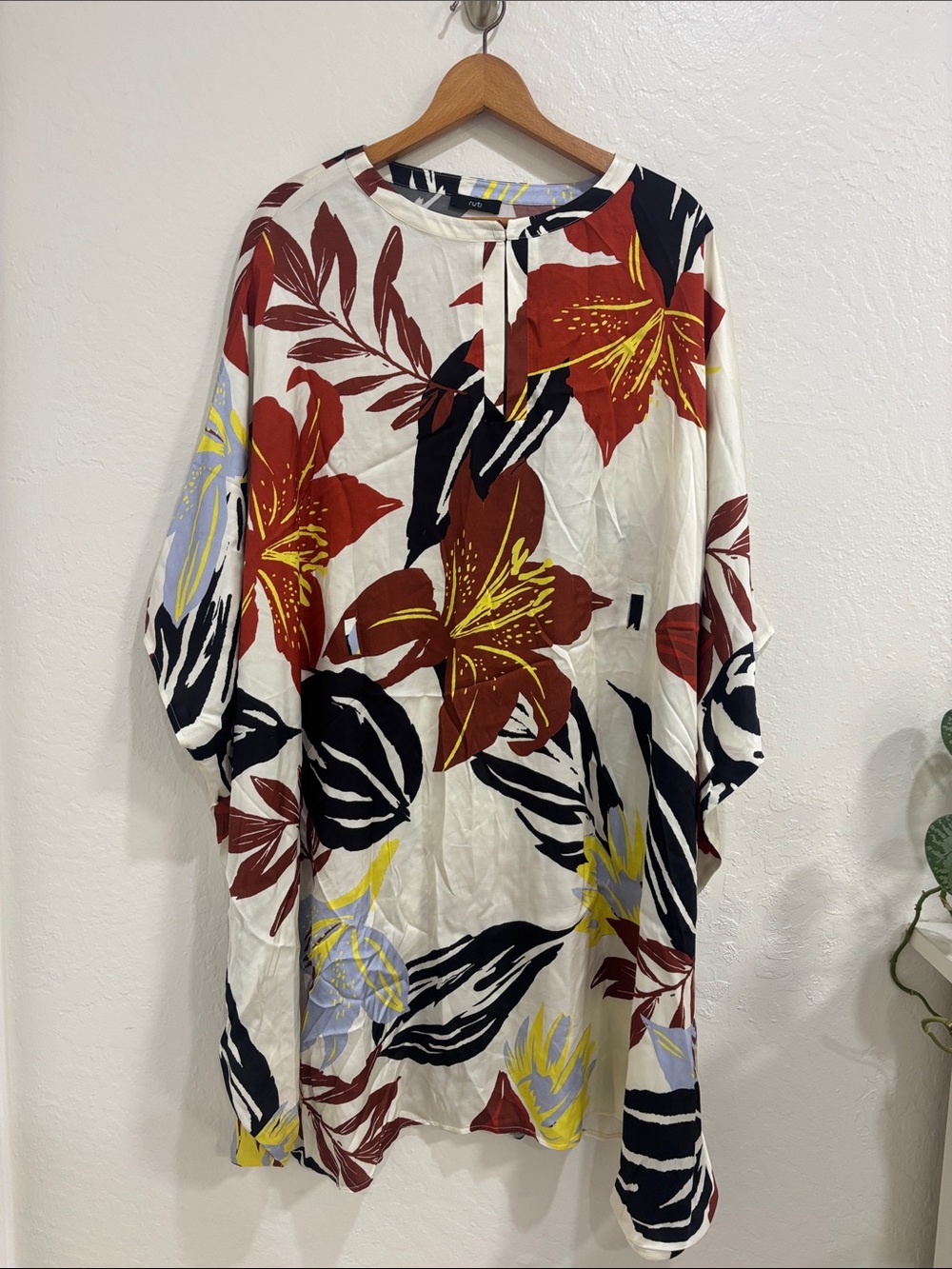 Ruti Floral Print Tunic Top in Cream and Rust